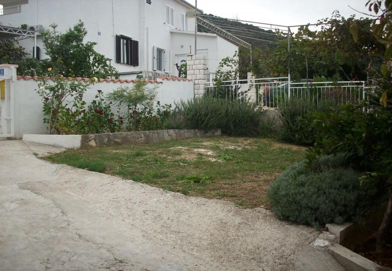 Apartment Slaven Vinišće Екстериор снимка
