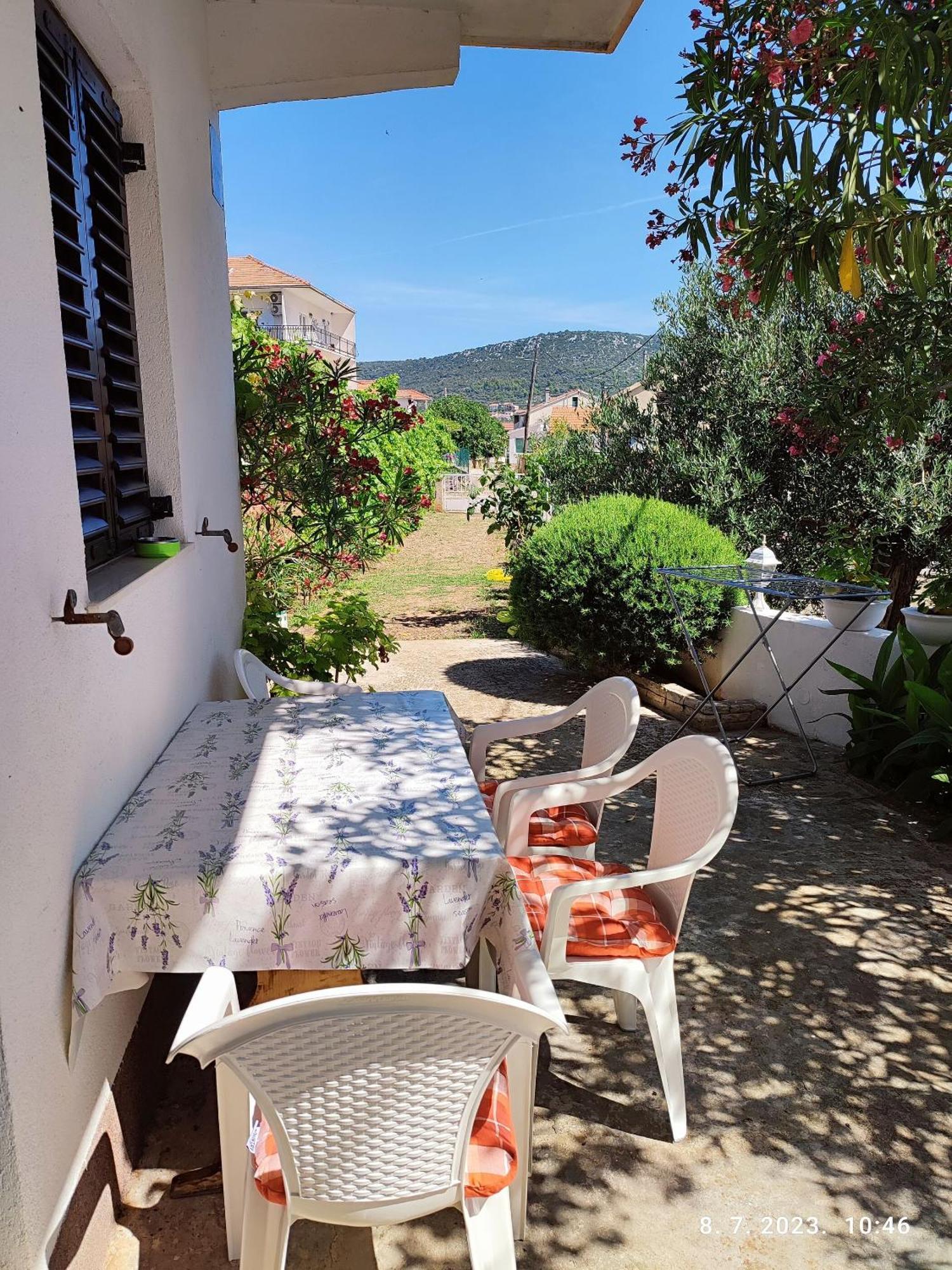 Apartment Slaven Vinišće Екстериор снимка