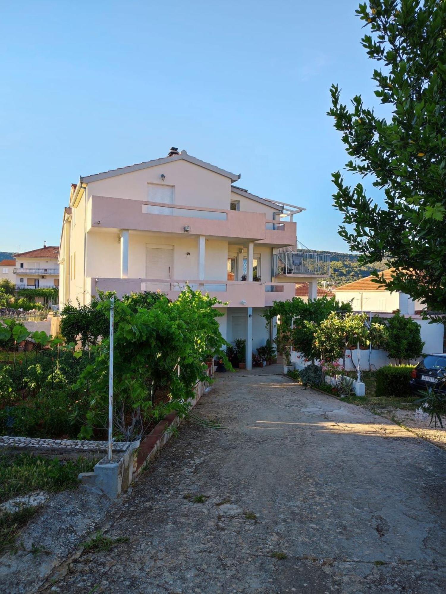 Apartment Slaven Vinišće Екстериор снимка