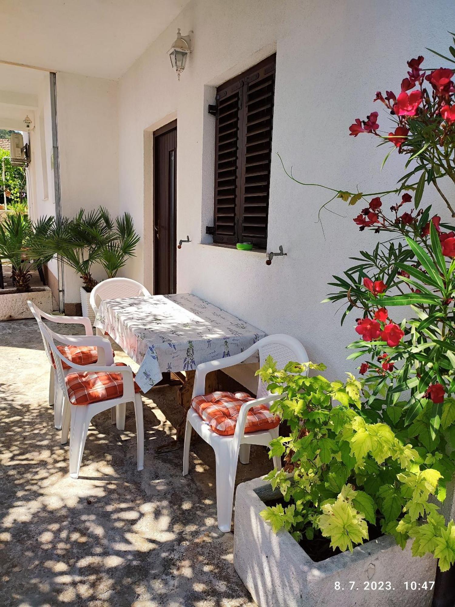 Apartment Slaven Vinišće Екстериор снимка