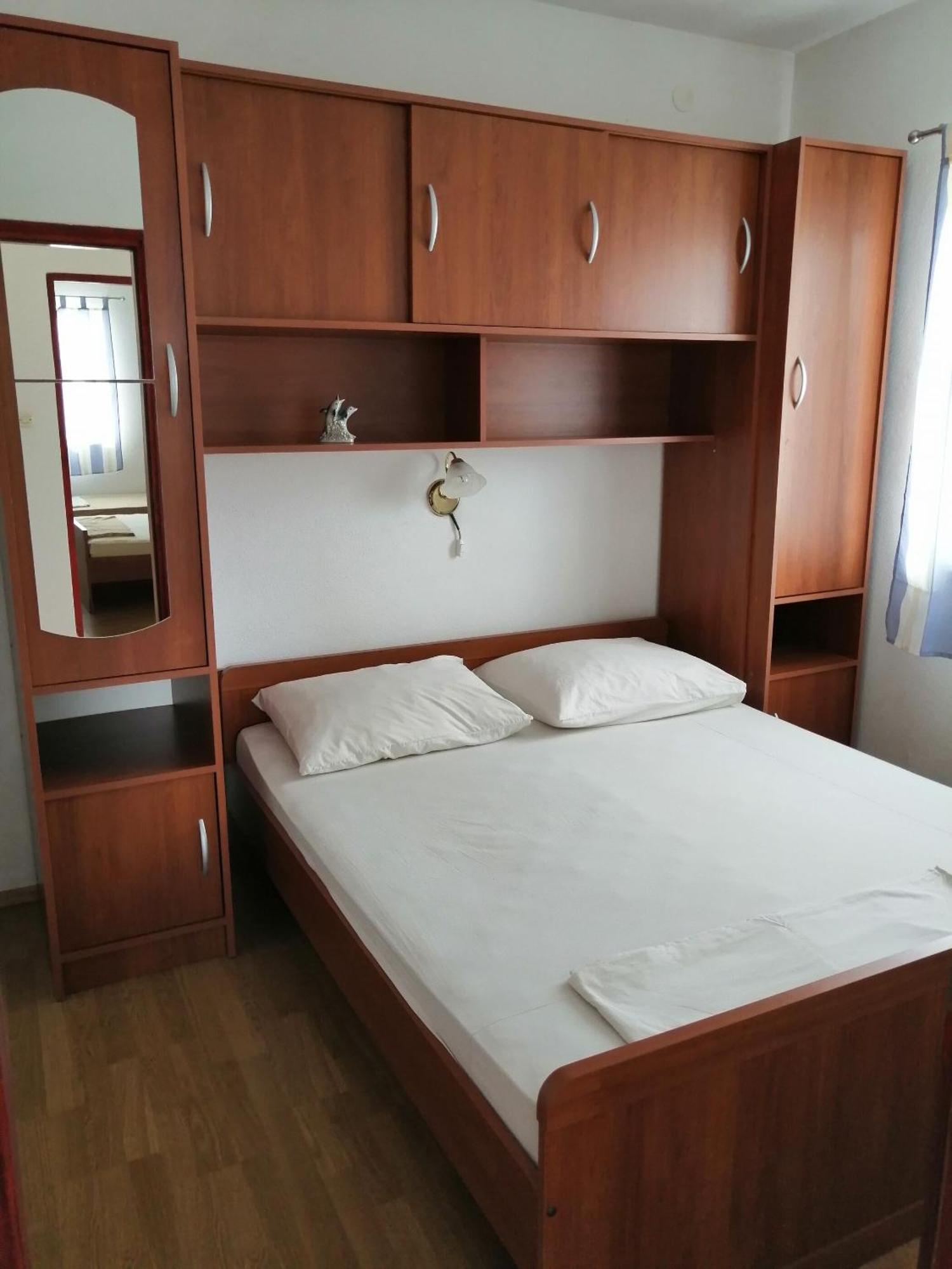 Apartment Slaven Vinišće Екстериор снимка